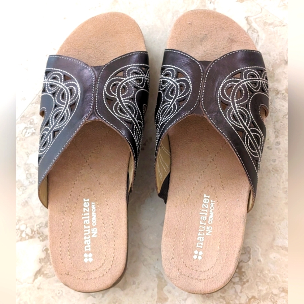 NATURALIZER  N5 WAVER COMFORT LEATHER SANDALS